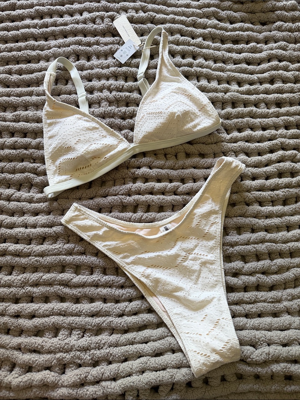 SEAMOLLY Eyelet Triangle Bikini Set